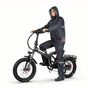 חליפת סערה: מכנס וחולצה כולל כובע ומגן רוח